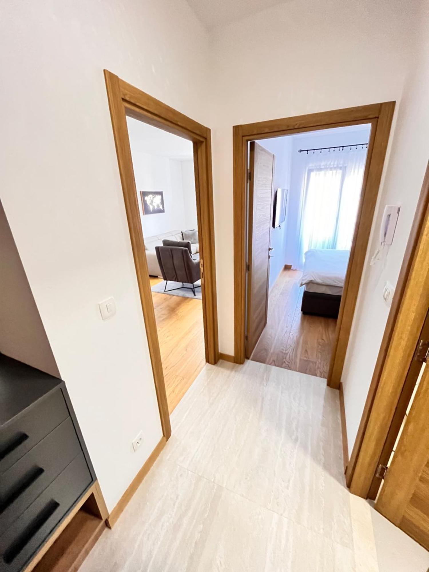 New Luxury Apartment *