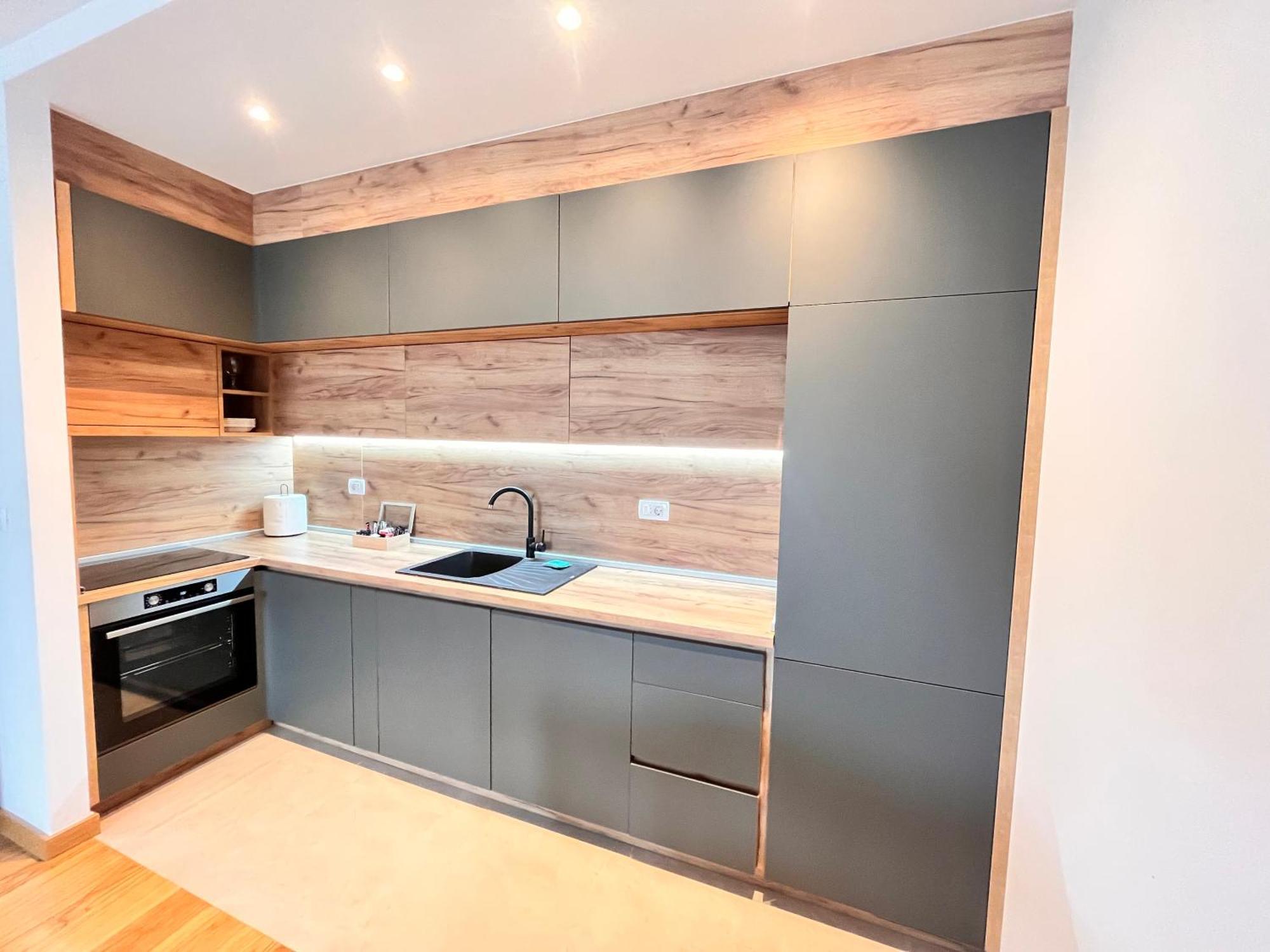 New Luxury Apartment