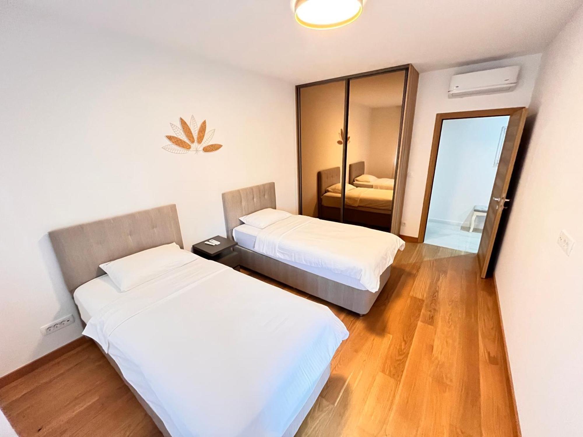 New Luxury Apartment